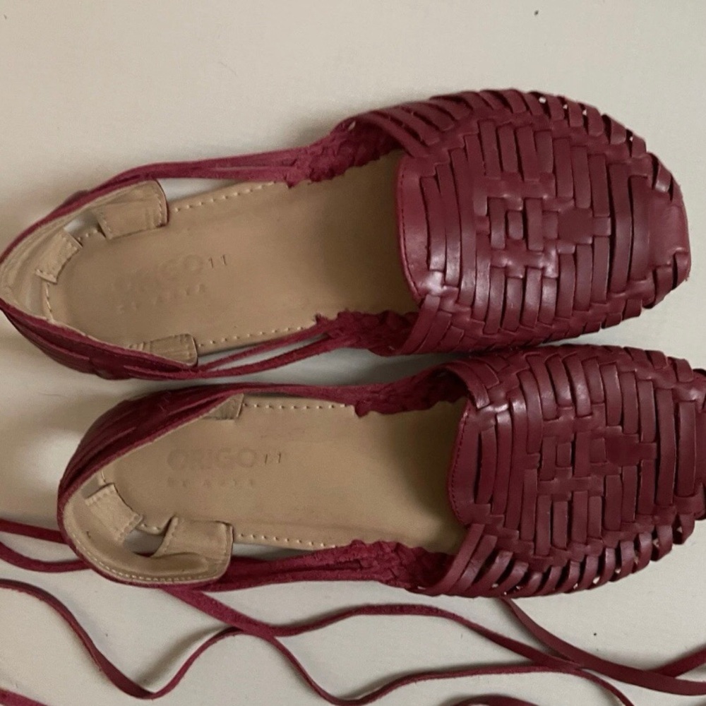 SOLD - Origo huarache sandal - Picture 2 of 7